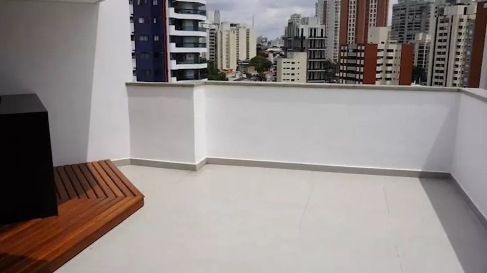 Cobertura à venda com 3 quartos, 200m² - Foto 1