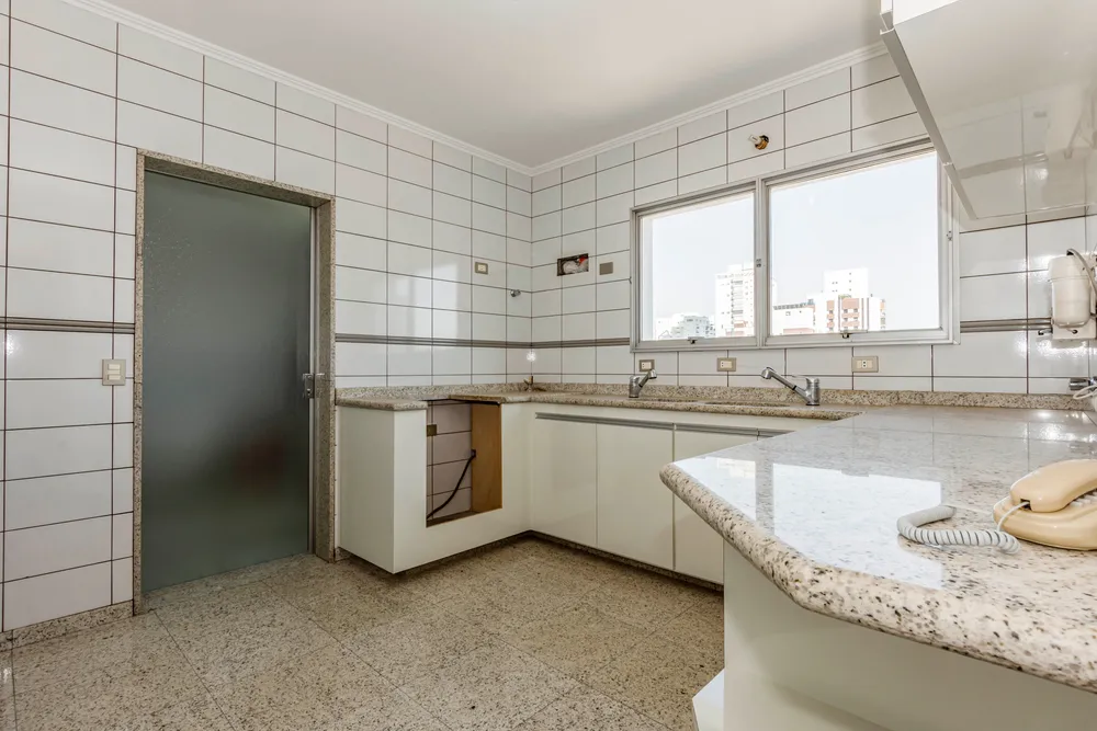Apartamento, 3 quartos, 236 m² - Foto 10