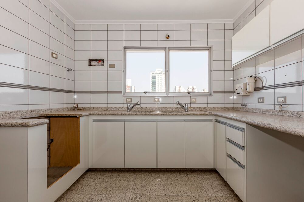 Apartamento, 3 quartos, 236 m² - Foto 2