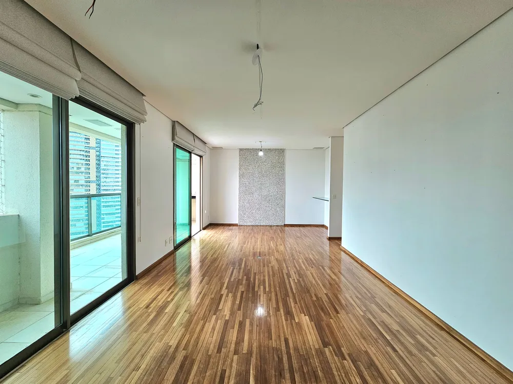 Apartamento, 3 quartos, 147 m² - Foto 2