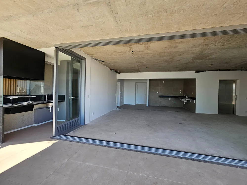 Apartamento, 3 quartos, 197 m² - Foto 1
