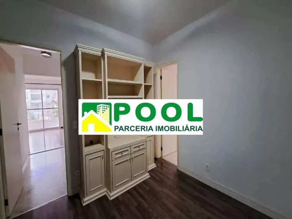 Apartamento para alugar com 4 quartos, 208m² - Foto 4