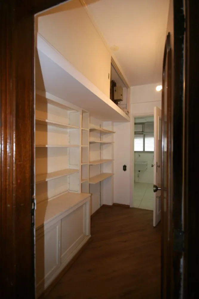 Apartamento, 3 quartos, 185 m² - Foto 2