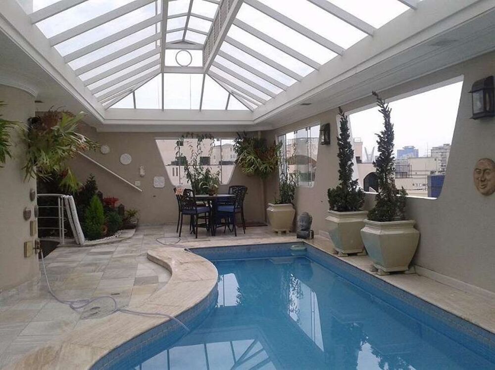 Cobertura para alugar com 4 quartos, 440m² - Foto 2