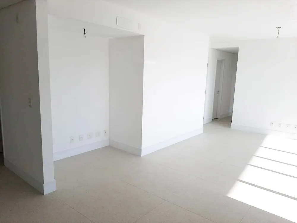 Apartamento, 3 quartos, 131 m² - Foto 2
