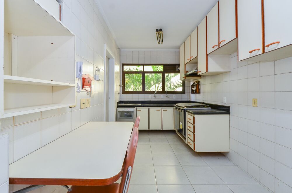 Apartamento, 3 quartos, 160 m² - Foto 1