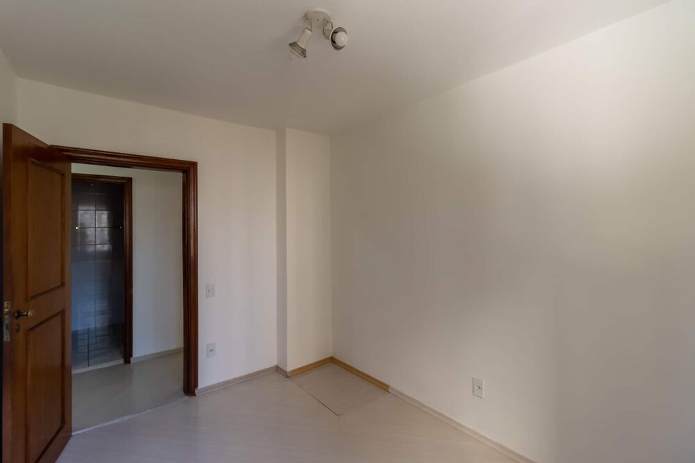 Apartamento, 3 quartos, 136 m² - Foto 2