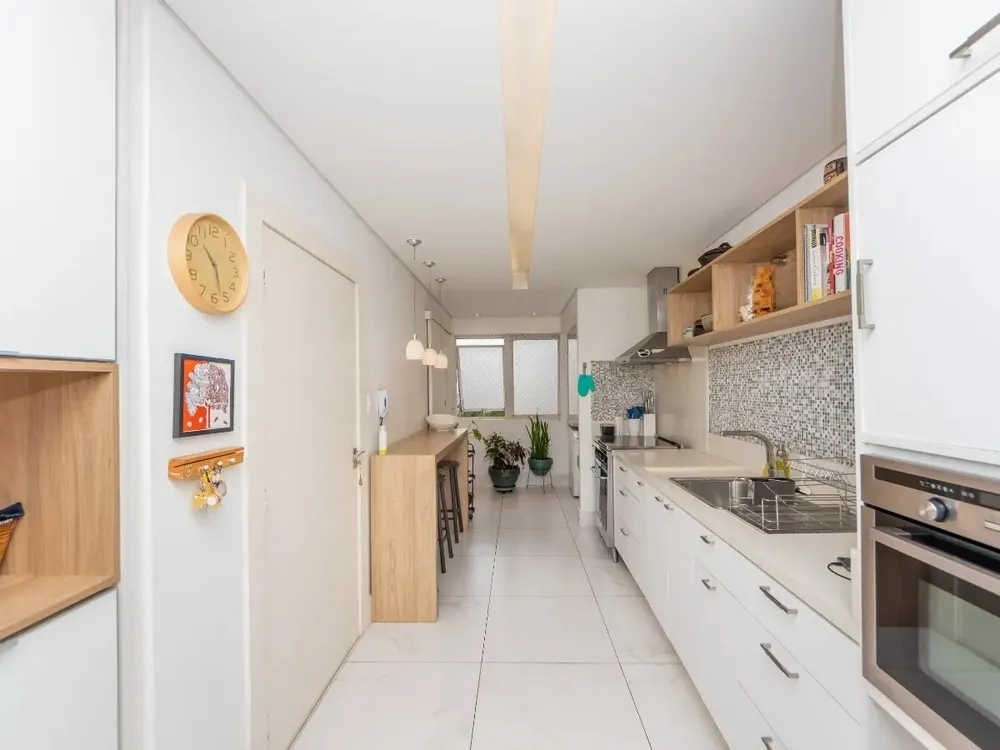 Apartamento, 3 quartos, 141 m² - Foto 1