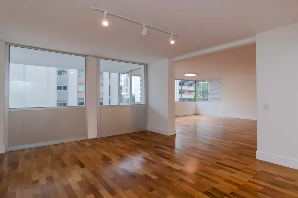 Apartamento, 3 quartos, 270 m² - Foto 1