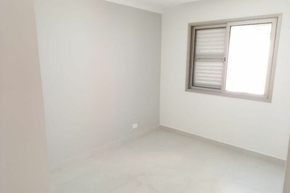 Apartamento para alugar com 2 quartos, 65m² - Foto 11