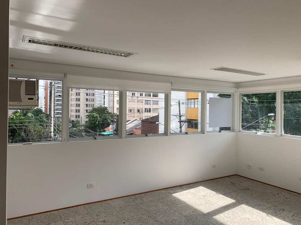 Loja-Salão para alugar com 1 quarto, 27m² - Foto 2