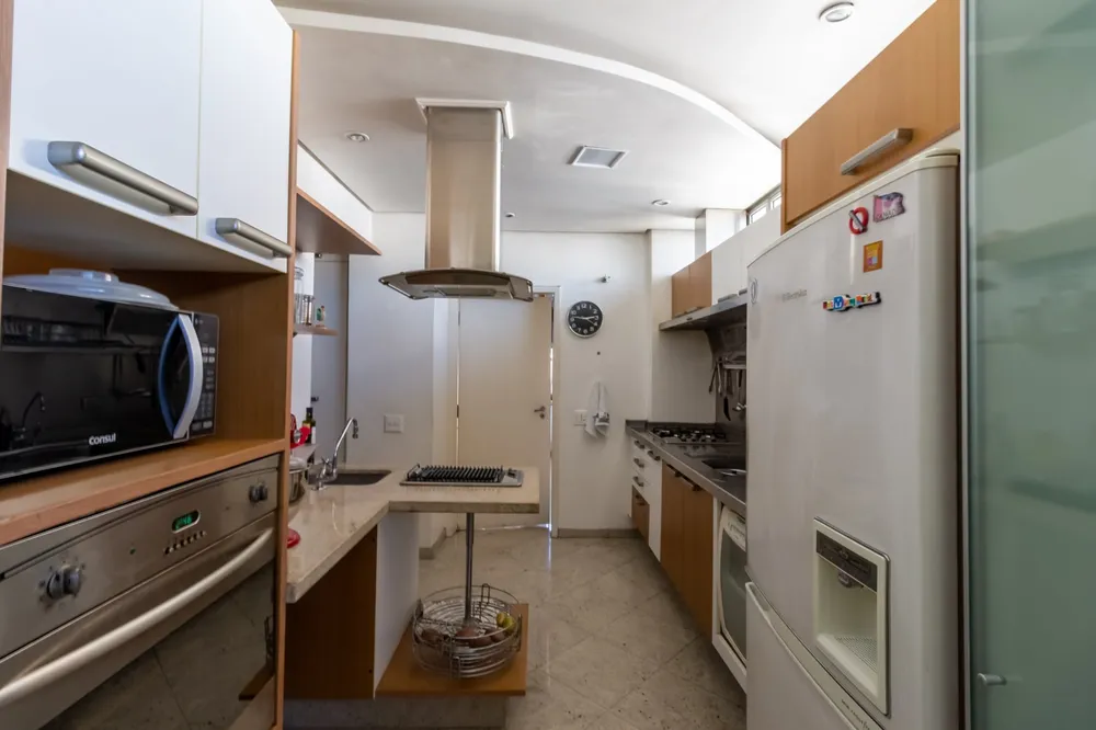 Apartamento, 3 quartos, 210 m² - Foto 3