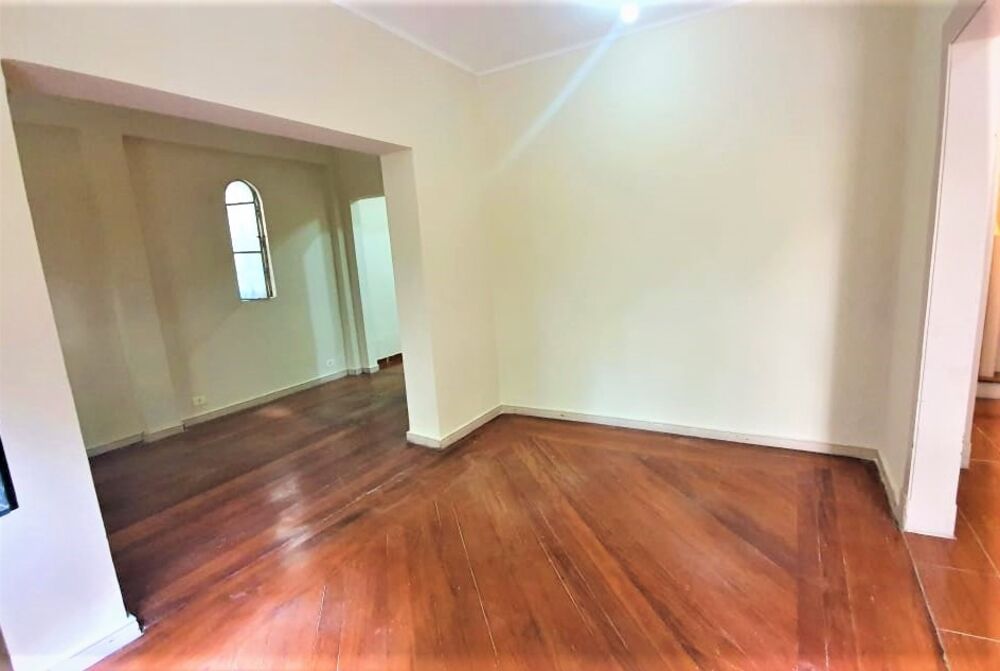 Imóvel Comercial Padrão para alugar com 2 quartos, 75m² - Foto 2