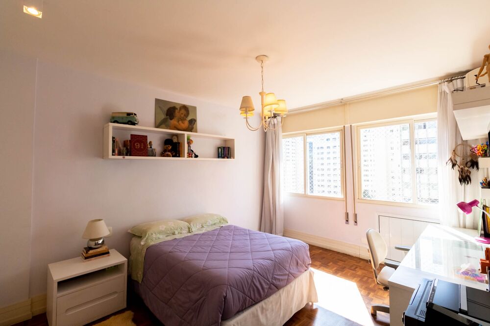 Apartamento à venda com 3 quartos, 236m² - Foto 3