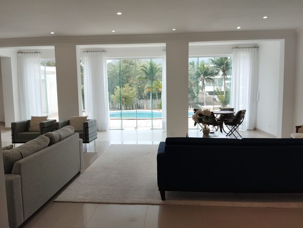 Casa, 5 quartos, 723 m² - Foto 1