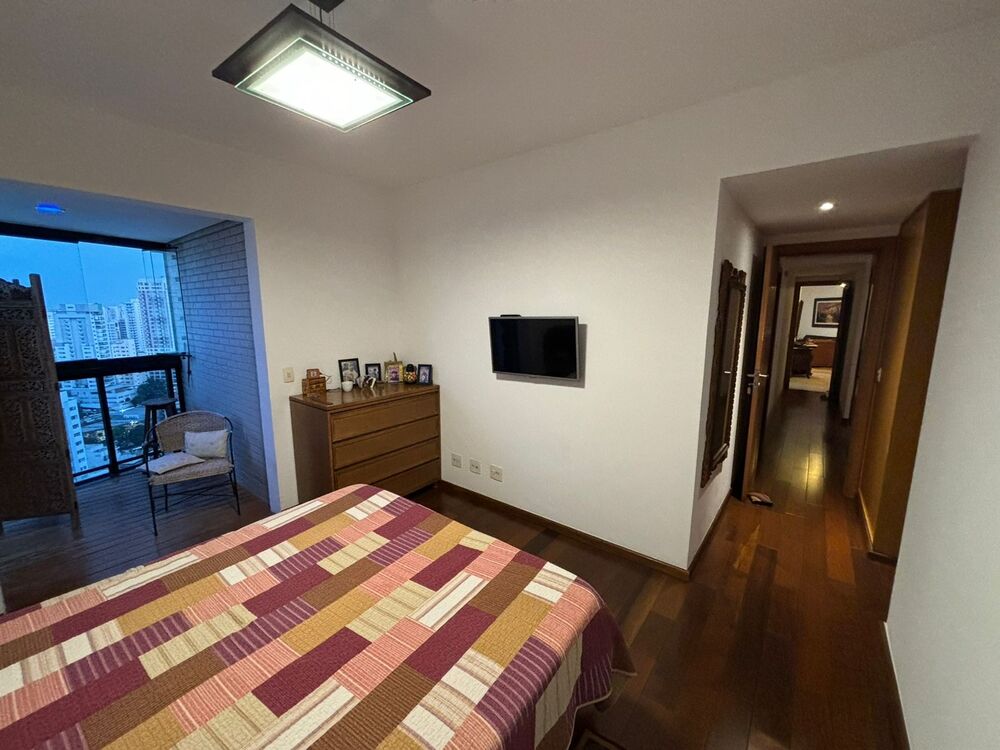 Apartamento, 3 quartos, 178 m² - Foto 2