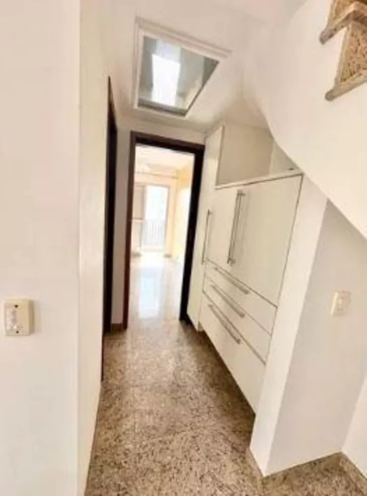 Cobertura à venda com 2 quartos, 137m² - Foto 4