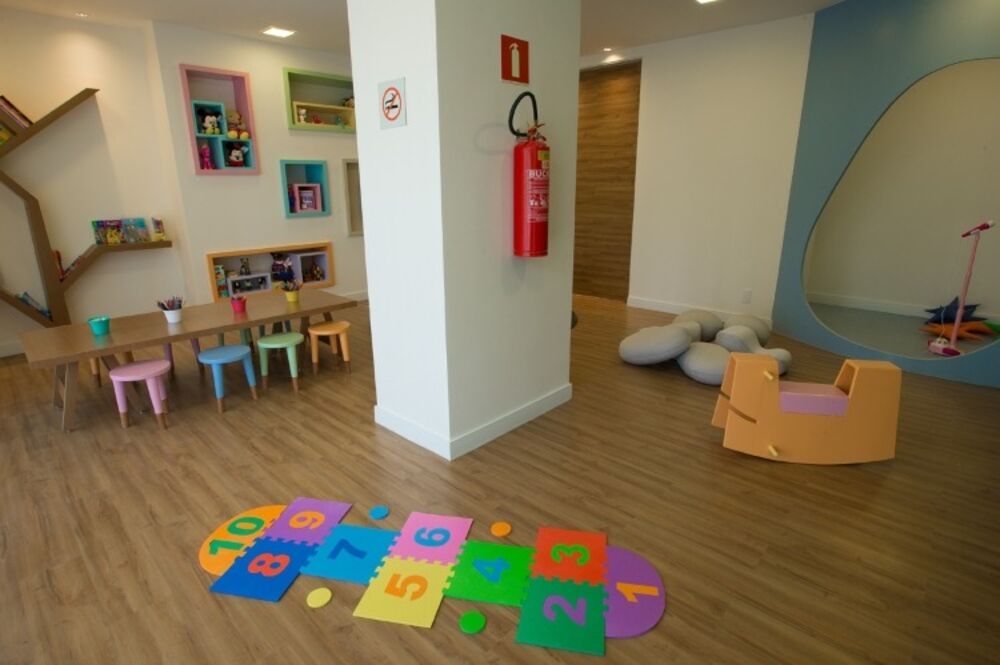 Apartamento à venda com 2 quartos, 64m² - Foto 9