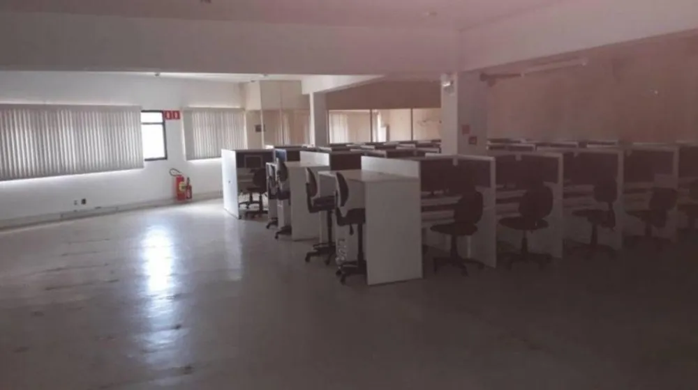 Prédio Inteiro - Foto 1