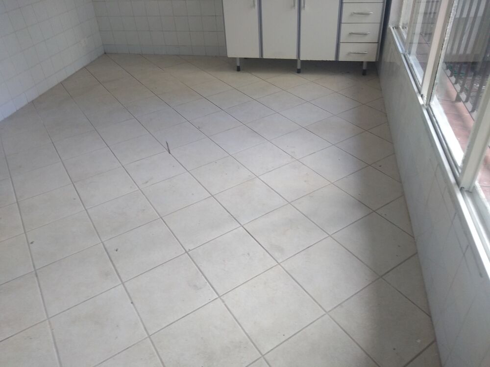 Casa para alugar com 2 quartos, 120m² - Foto 4