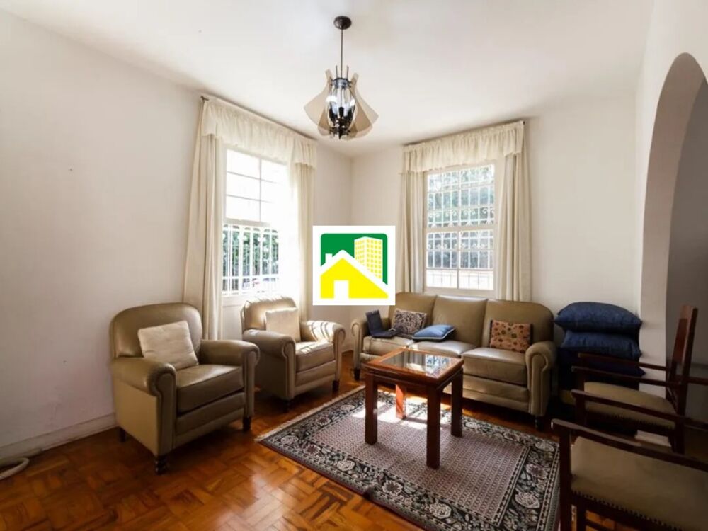 Casa para alugar com 4 quartos, 235m² - Foto 2