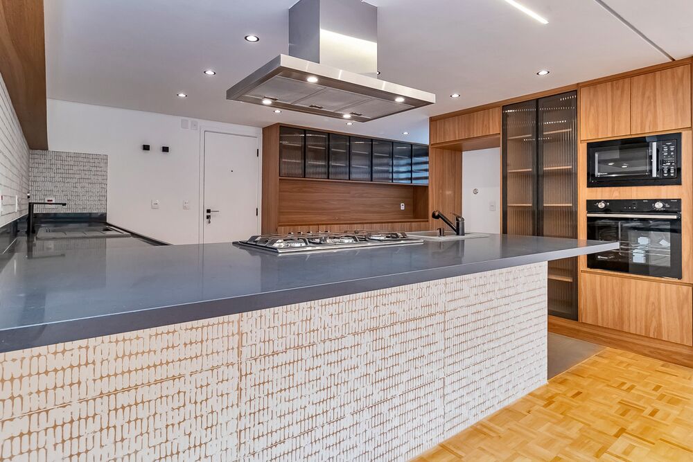 Apartamento, 4 quartos, 220 m² - Foto 1