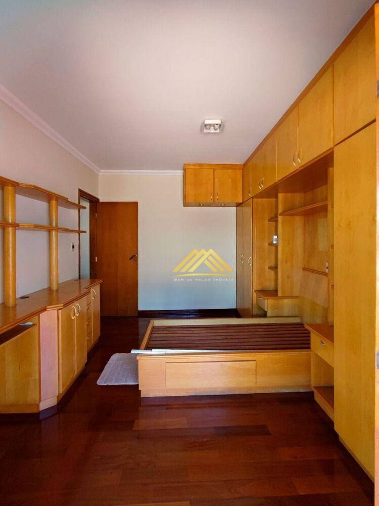 Casa à venda com 3 quartos, 300M2 - Foto 14