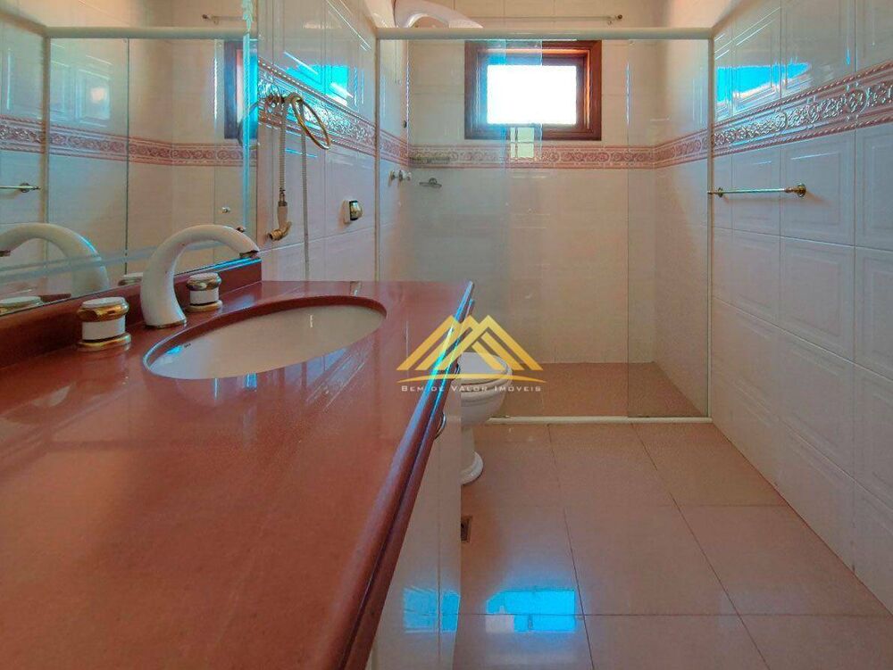 Casa à venda com 3 quartos, 300M2 - Foto 17