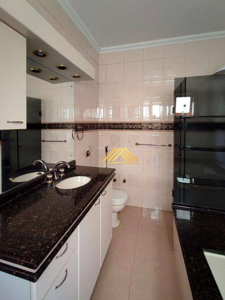 Casa à venda com 3 quartos, 300M2 - Foto 12