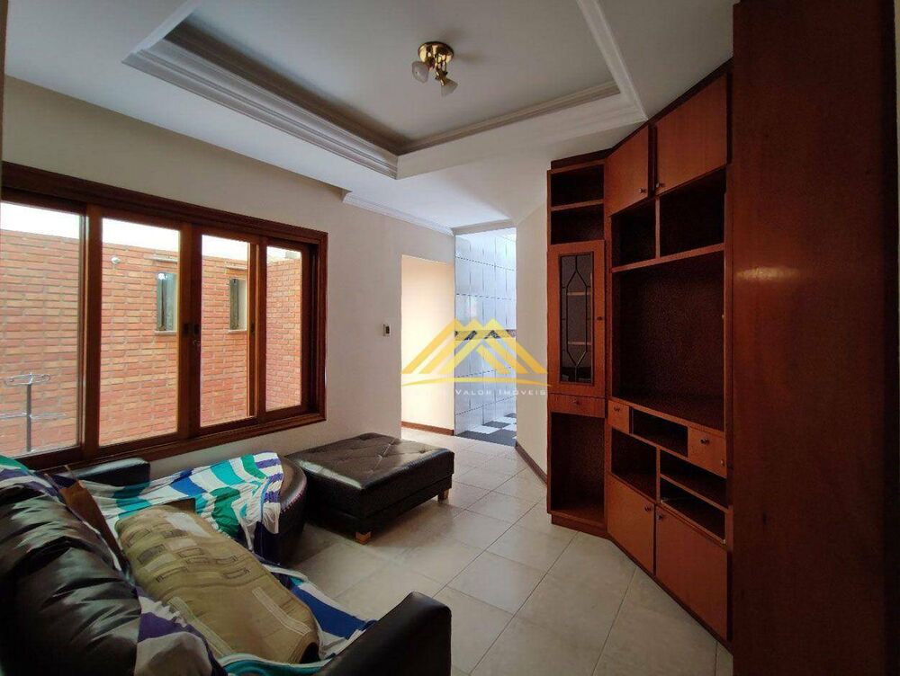 Casa à venda com 3 quartos, 300M2 - Foto 6