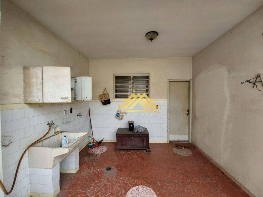 Casa à venda com 3 quartos, 179m² - Foto 6