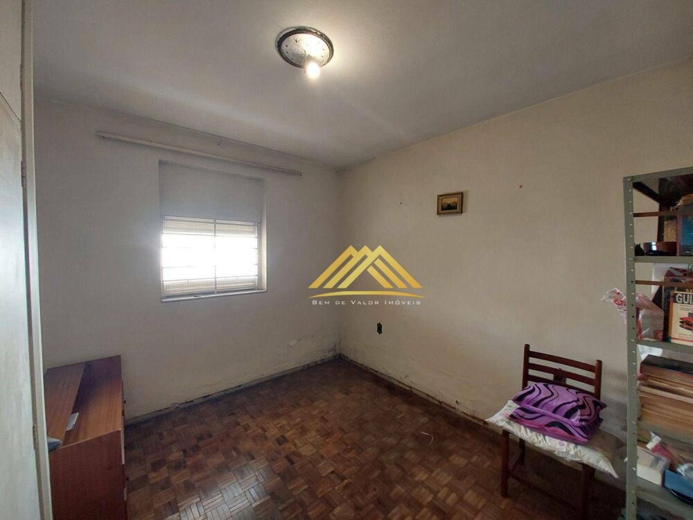 Casa à venda com 3 quartos, 179m² - Foto 16