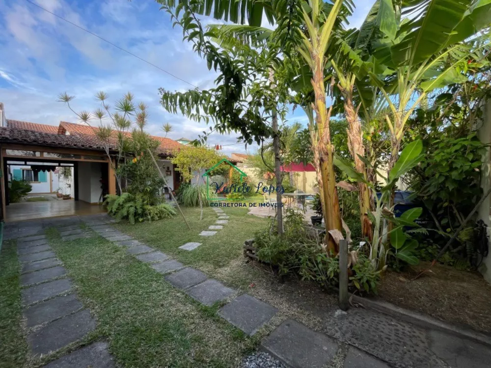 Casa, 4 quartos, 182 m² - Foto 1