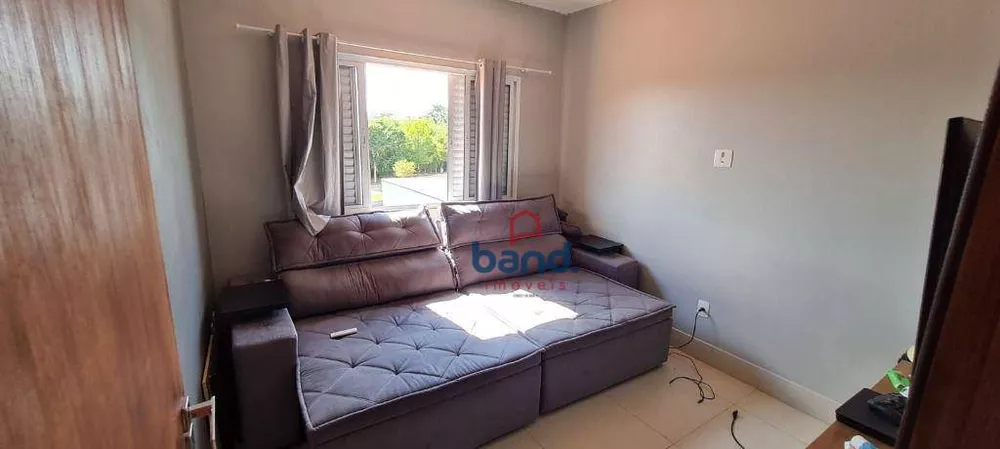 Casa de Condomínio à venda com 3 quartos, 250m² - Foto 1