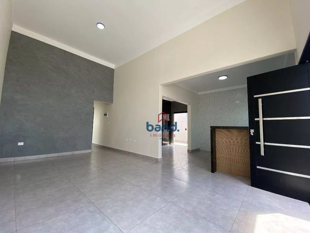 Casa à venda com 3 quartos, 100m² - Foto 4