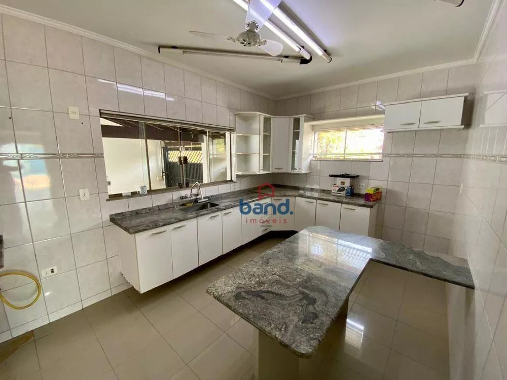 Casa à venda com 3 quartos, 350m² - Foto 9