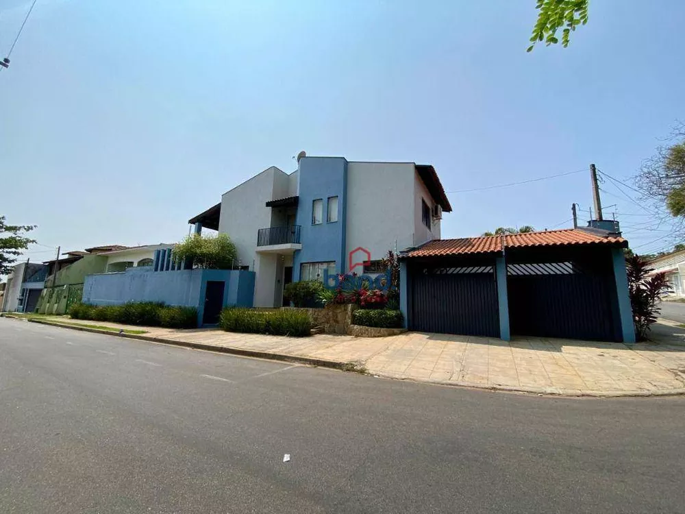 Casa à venda com 3 quartos, 350m² - Foto 34