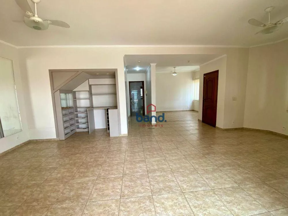 Casa à venda com 3 quartos, 350m² - Foto 7