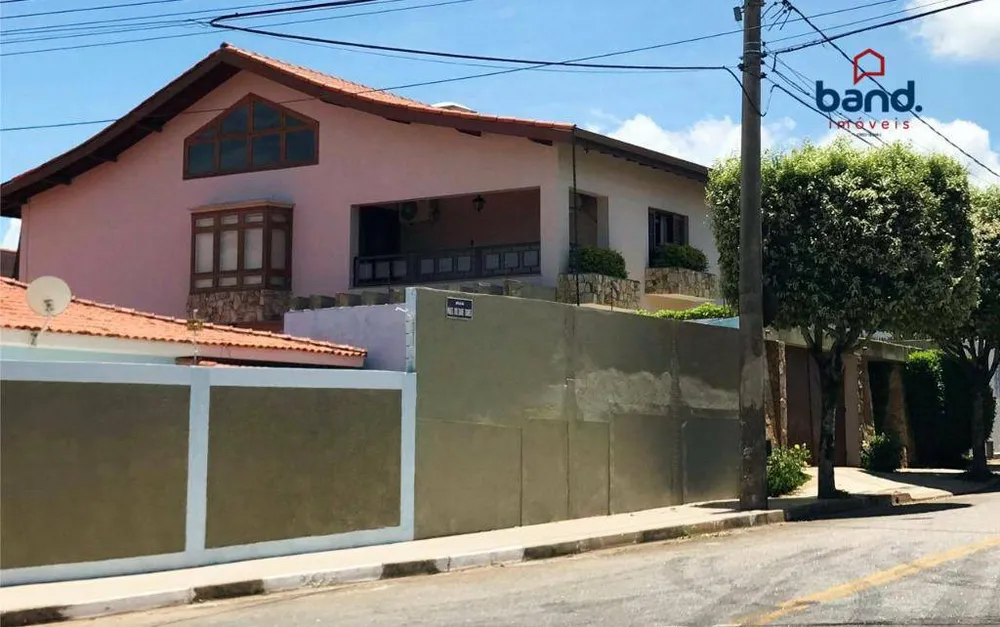 Casa, 3 quartos, 322 m² - Foto 1