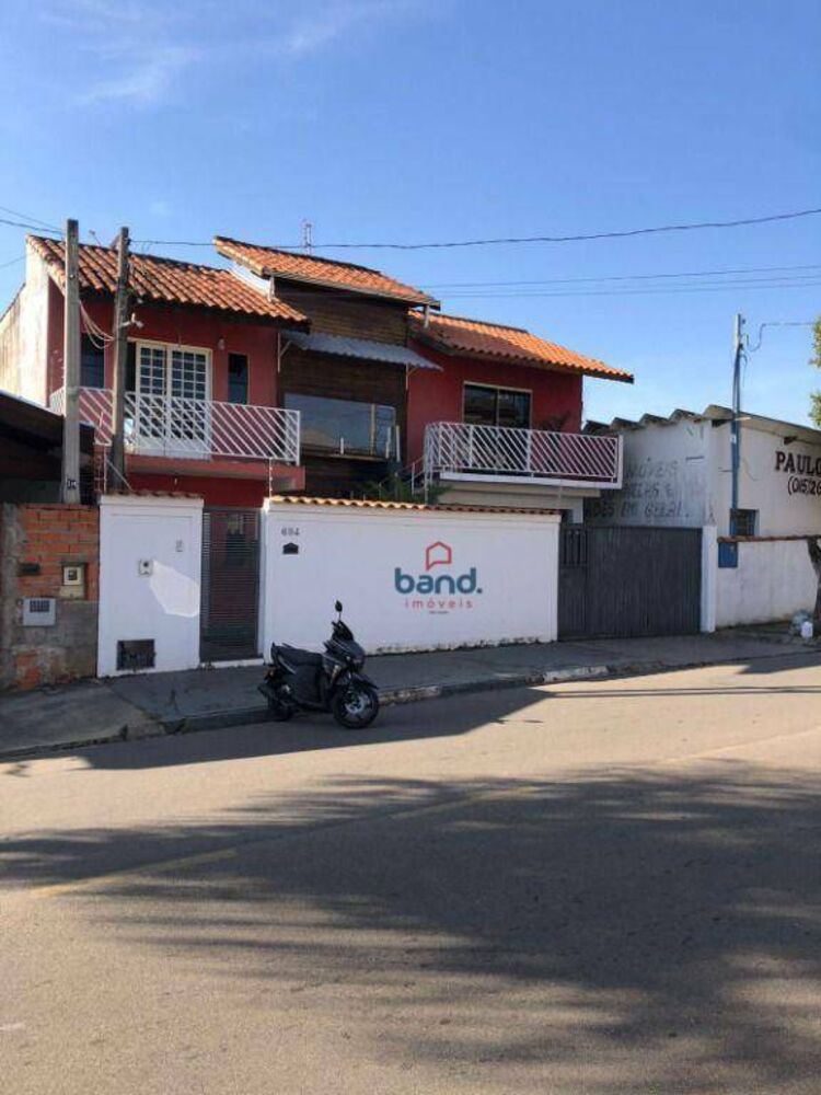 Casa, 5 quartos, 400 m² - Foto 1