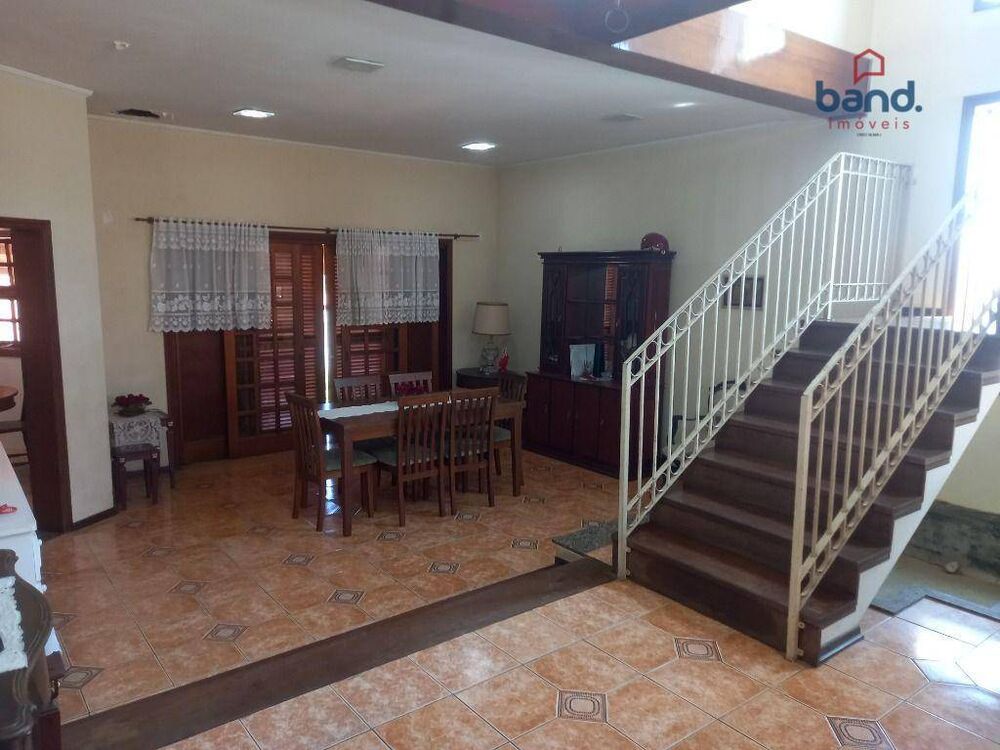 Casa, 4 quartos, 298 m² - Foto 3
