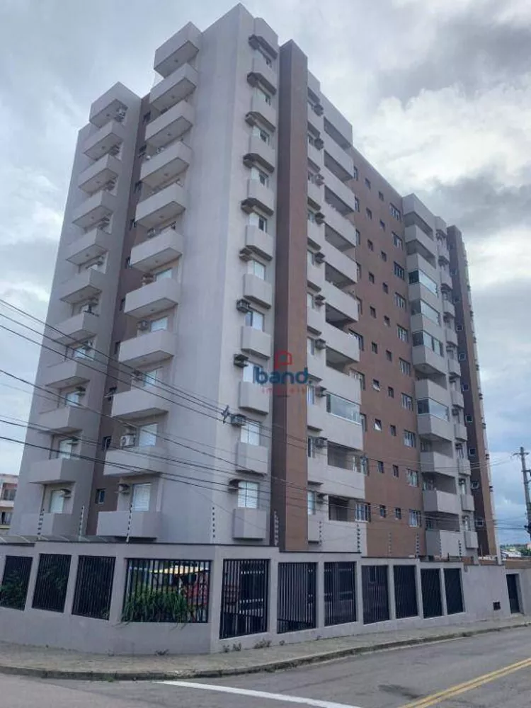 Apartamento à venda com 3 quartos, 125m² - Foto 1