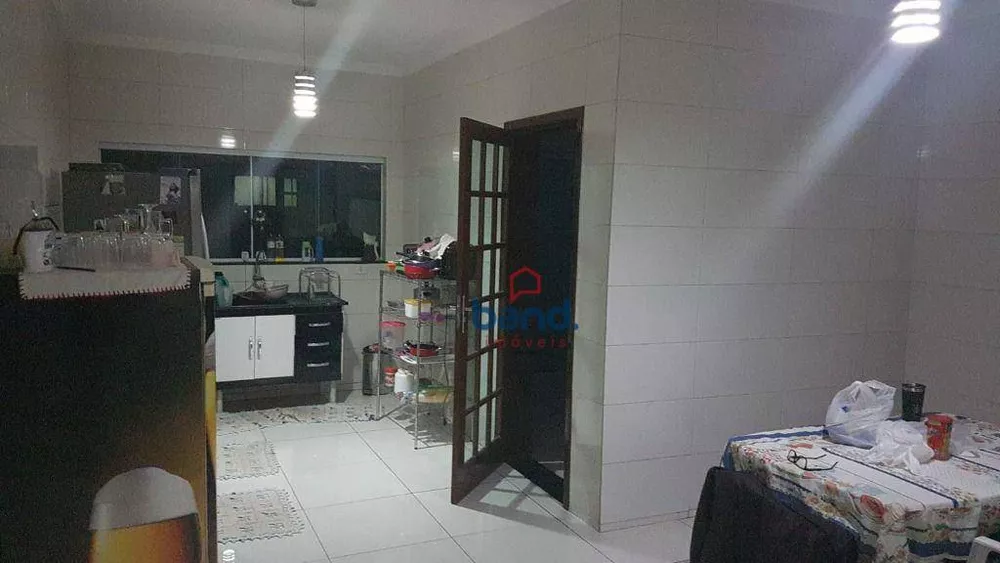 Casa à venda com 3 quartos, 199m² - Foto 4