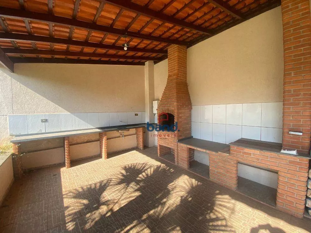 Casa à venda com 2 quartos, 140m² - Foto 2