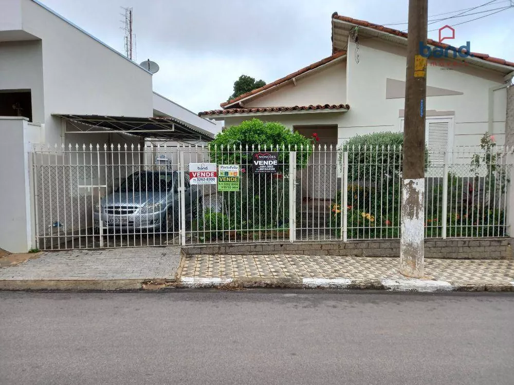 Casa à venda com 3 quartos, 140m² - Foto 1