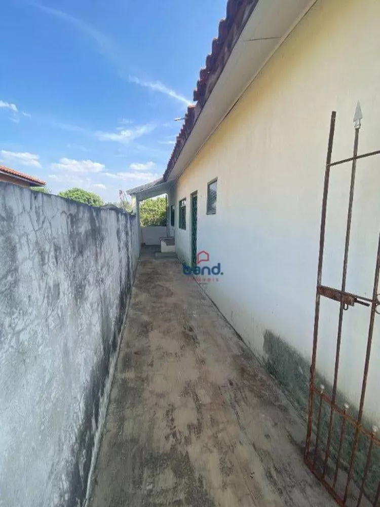 Casa à venda com 1 quarto, 46m² - Foto 2