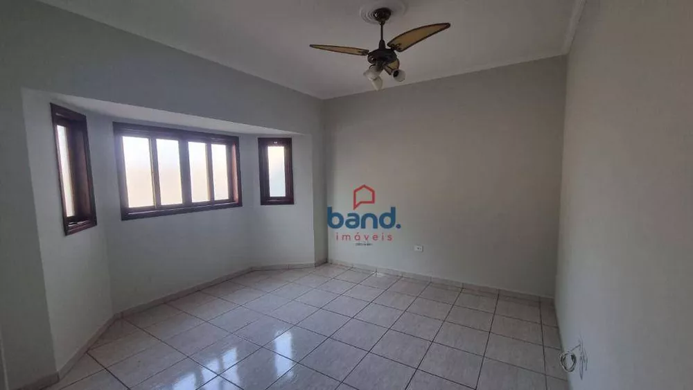 Casa à venda com 2 quartos, 140m² - Foto 3