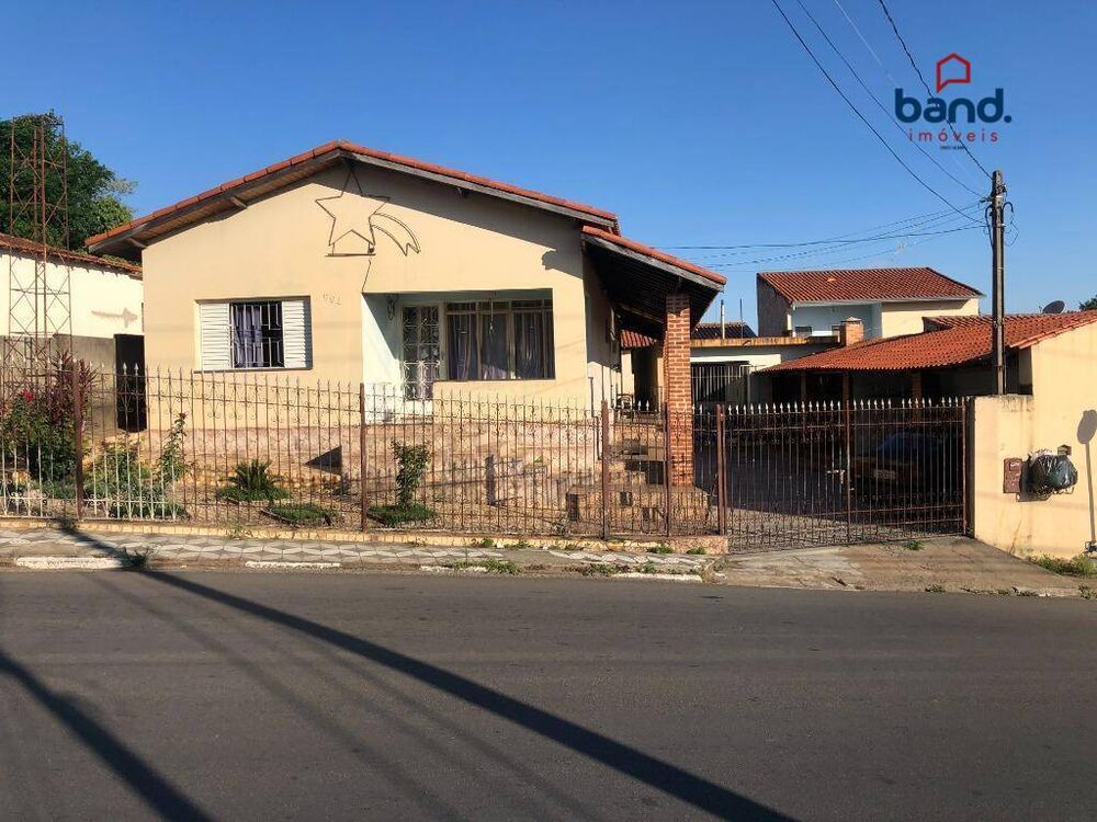 Casa, 5 quartos, 230 m² - Foto 1