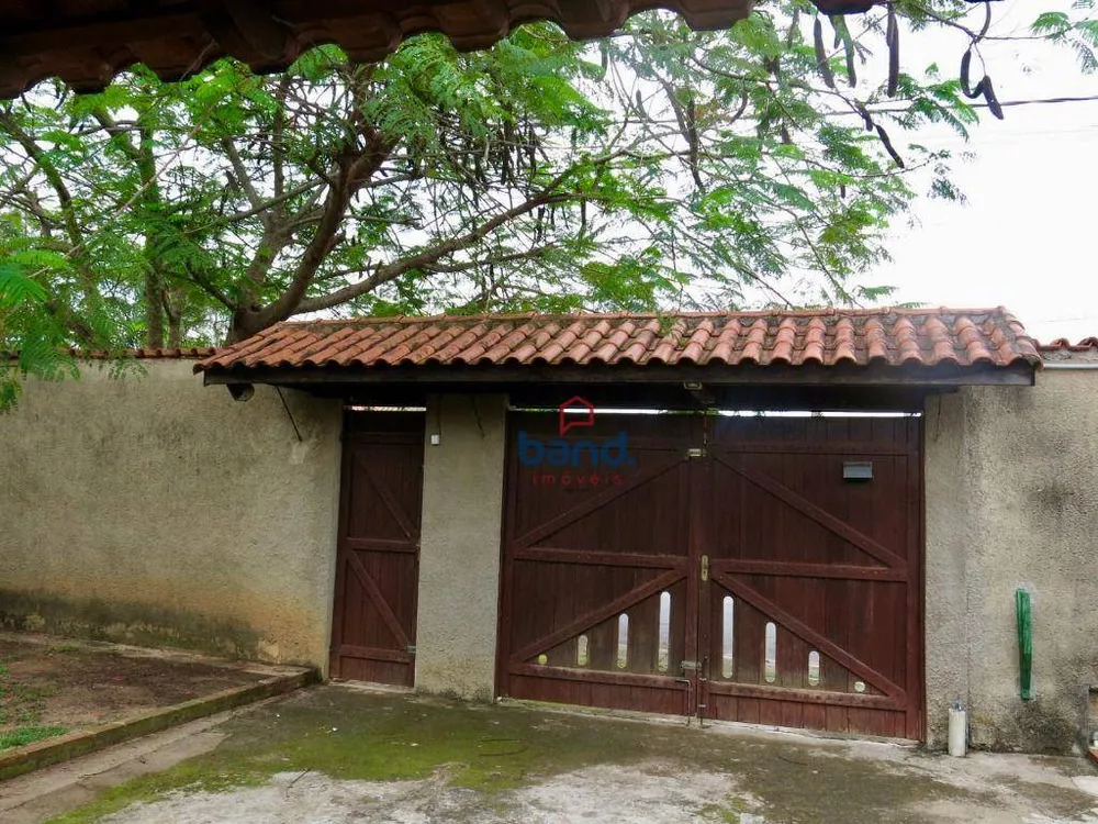 Chácara à venda com 3 quartos, 240m² - Foto 3