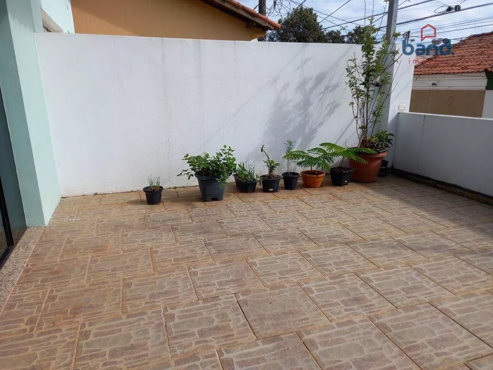 Casa à venda com 2 quartos, 98m² - Foto 2